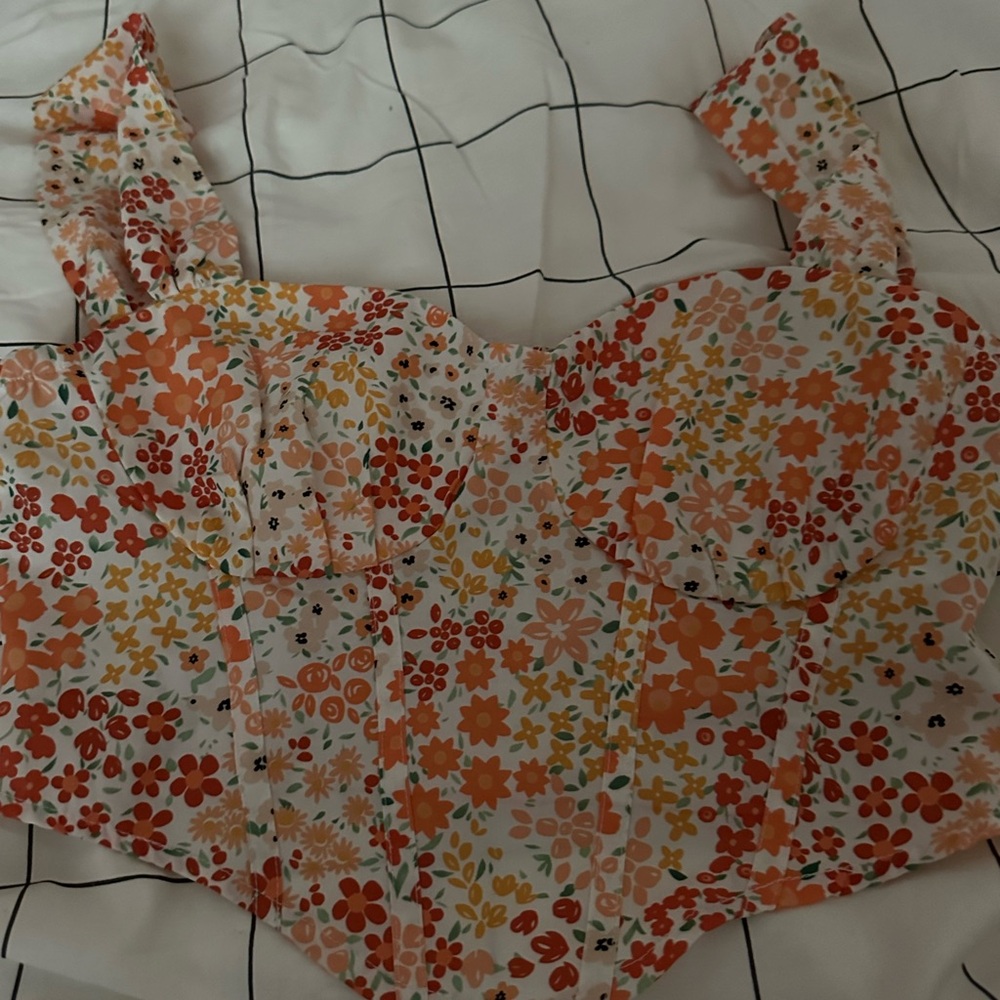 orange floral top